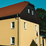 Fassadenarbeiten, Fassadenreinigung, Algenbeseitigung
